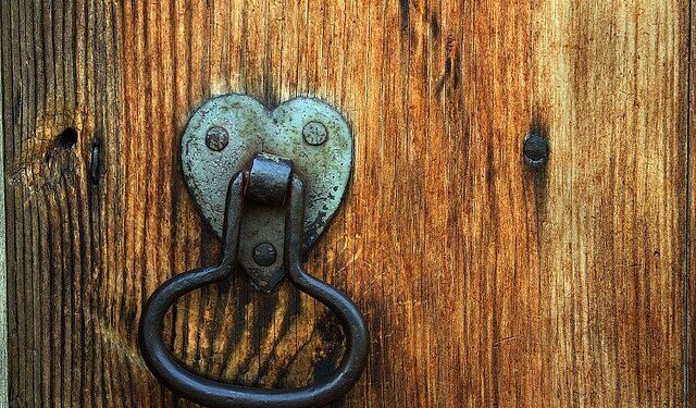 ¿No hay lugar en la posada? El engaño al pueblo está a la orden del día