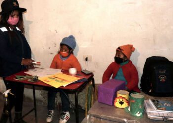 ¿Educación? ¿Volverán las clases presenciales en colegios devastados?