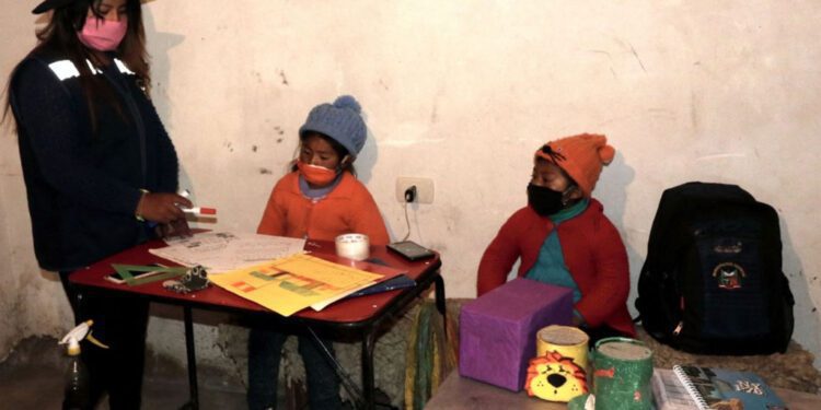 ¿Educación? ¿Volverán las clases presenciales en colegios devastados?