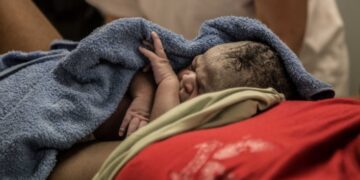 Microrrelatos: “Lágrimas que se secan al salir de tu rostro”