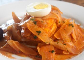 Escabeche de pollo, para comenzar la semana en familia