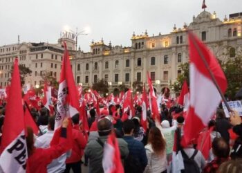 Hugo Guerra en el Diario Expreso: Nos toca liderar a la oposición