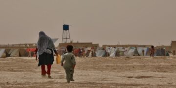 Religiosa ayuda a doctora y a su familia a escapar de Afganistán