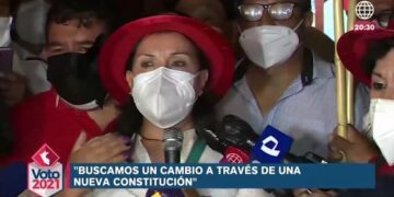 Se tienen que ir Castillo y Boluarte en una sola decisión: los dos se van