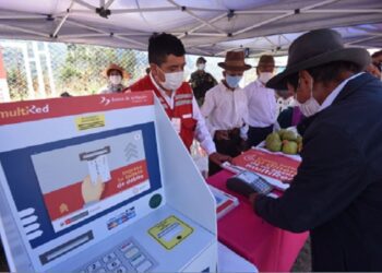 Las oportunidades de la digitalización en la inclusión financiera: los viejos a la obra