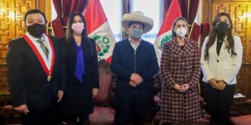 Por qué el desprestigio entre los políticos desacredita su propio trabajo