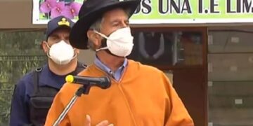 ¿Sagasti y los medios le ofrecen un salvavidas a Castillo y los dinámicos del centro?