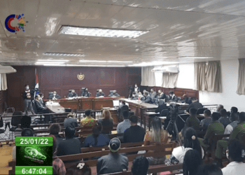 Cuba en dictadura: gobierno comunista condena a decenas de jóvenes a prisión