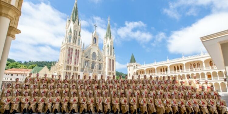 Todo se está cumpliendo… la persecución ya comenzó
