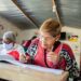 Aulas de Emergencia: 300 madres de ollas comunes culminarán sus estudios escolares