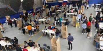 Colombia: Parlamentarios andinos observaron elecciones presidenciales en segunda vuelta