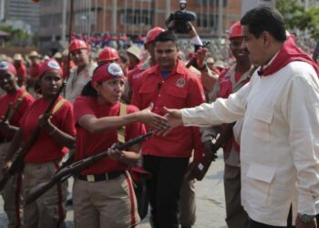 Partido comunista Perú “libre” entra en extinción pero impulsa milicias armadas como en Venezuela