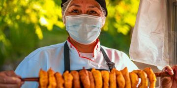 Un gran festival gastronómico dedicado a los tradicionales “picarones”