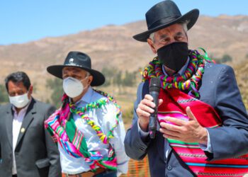 La república caviar y la destrucción de las instituciones