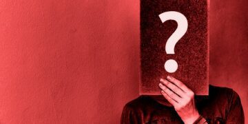 El destino se encuentra ardiendo, pero no inflama los corazones