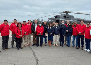 Desvisten a los pobres, para vestirse con tus impuestos