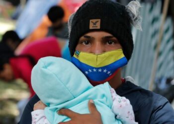 Más de 1 millón 170 mil extranjeros que residen en el Perú son venezolanos
