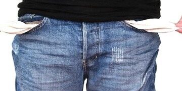 La economía en declive y la gente sin ahorros