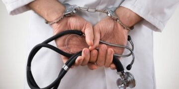 Calabria, Italia: eurodiputados denuncian la esclavitud de los médicos cubanos