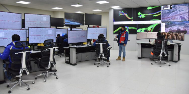 Quellaveco contribuirá a modernizar la industria minera del Perú