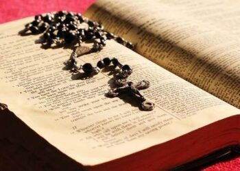 36 textos que sintetizan la fe católica