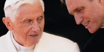 “Nada más que la verdad, mi vida al lado de Benedicto XVI”