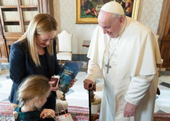 Giorgia Meloni se reúne con el Papa Francisco en el Vaticano