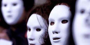 La hipocresía comunista, el lenguaje de la subversión