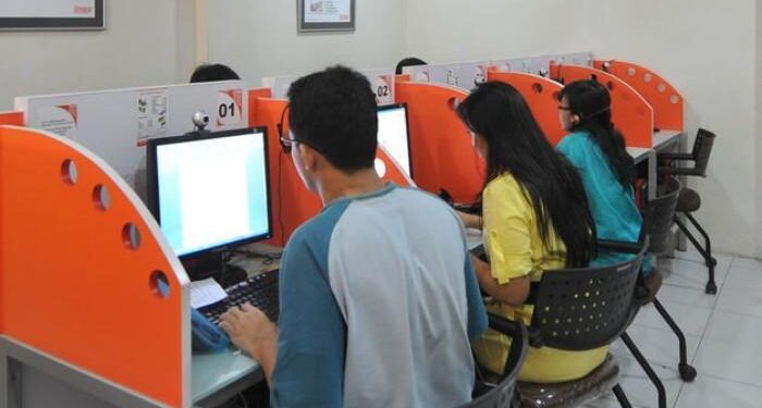 El 89,2% de la población a nivel nacional que usa Internet accedió a través del teléfono celular