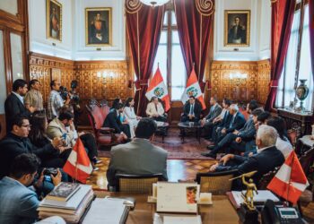 Parlamentarios de iberoamérica se reúnen en el Congreso de la República del Perú para defender la Democracia