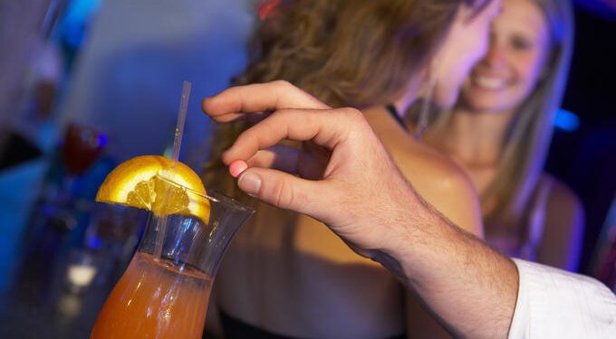 El problema de la sumisión química y las agresiones sexuales