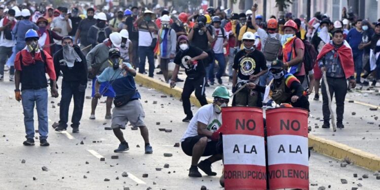 Los planes de la extrema izquierda contra el Perú