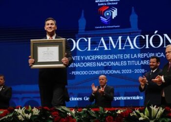 Perfil: ¿Quién es el nuevo presidente de Paraguay?