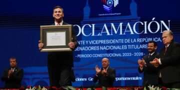 Perfil: ¿Quién es el nuevo presidente de Paraguay?