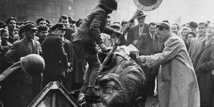 La fe que resistió al nazismo y al comunismo, hoy enfrenta el consumismo