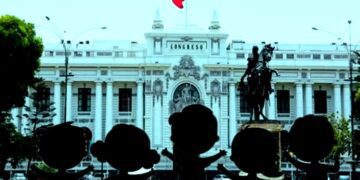 El que se acuesta con “niños”, amanece cómplice