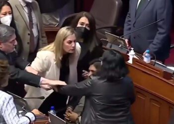 ¿Política sin debates, sin acuerdos, enemistados por todo, ambicionando el desastre?