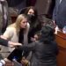 ¿Política sin debates, sin acuerdos, enemistados por todo, ambicionando el desastre?