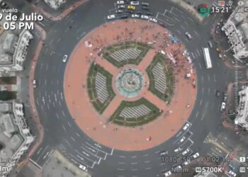 Primera “toma”, segunda “toma”, tercera “toma”… y ahora, son descubiertos