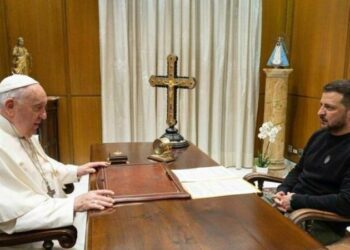 ¿Hacia otra crisis diplomática? Crecen reacciones por palabras del Papa a jóvenes sobre Rusia