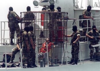 ¿No podemos decir que el sanguinario comunista Abimael Guzmán fue un terrorista?