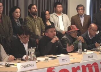 La guerrita de los pitucaviares, contra un Congreso débil y desacreditado