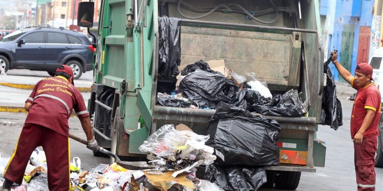 Reclutando porquerías: ¿Los partidos se preparan para el 2026?