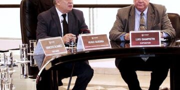 Homenaje a un amigo: Lealtad con el Almirante Giampietri