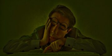 Hay que romper el cristal de la apatía y el silencio, hay que ser reaccionarios