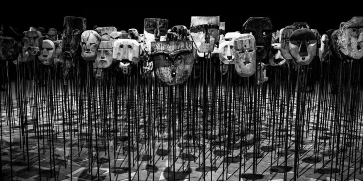 Perú: mientras el teatro del absurdo llena tus iras, muchos sucesos ocultos siguen en curso