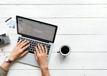 Ese afán de dar a conocer a Cristo: llamados a ser santos