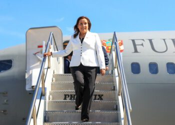 Los viajes de la doña, son más que pasajes, hoteles y comilonas ¿Lo sabían?