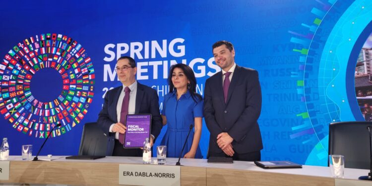 FMI: el crecimiento global se ha debilitado y la productividad se ha desacelerado