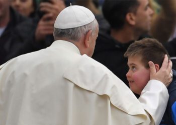 Francisco: Subsidiariedad y participación son los dos pilares de una inclusión efectiva